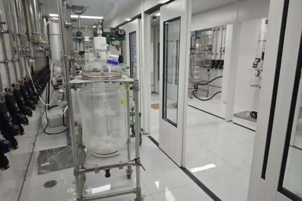 江蘇某生物技術(shù)公司采購高低溫控溫系統(tǒng)助力生物醫(yī)藥研發(fā)精準溫控項目